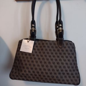 Vintage Black Dooney and Bourke satchel
